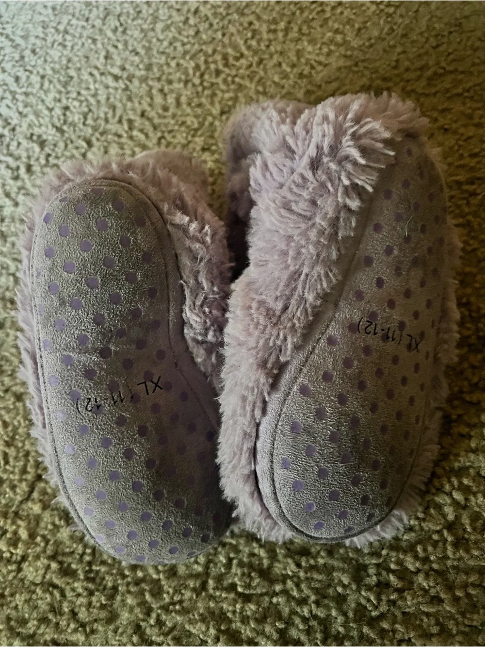 Cozy Plush girls's Slipper Booties in Dusty Lavender